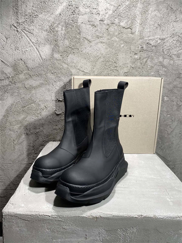 RI*K OWENS SNEAKERS