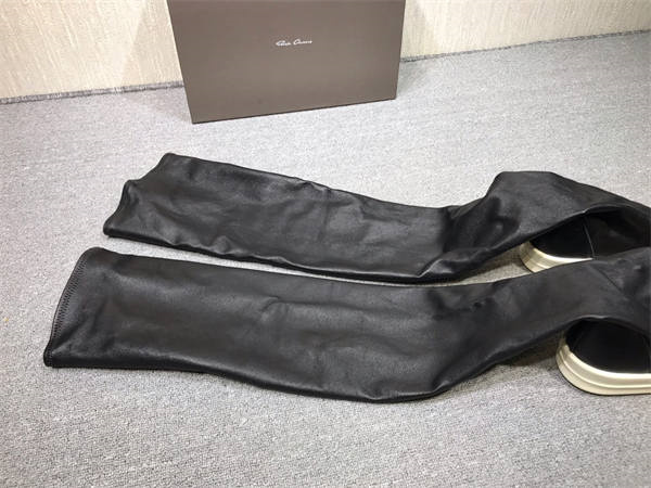 RI*K OWENS SNEAKERS