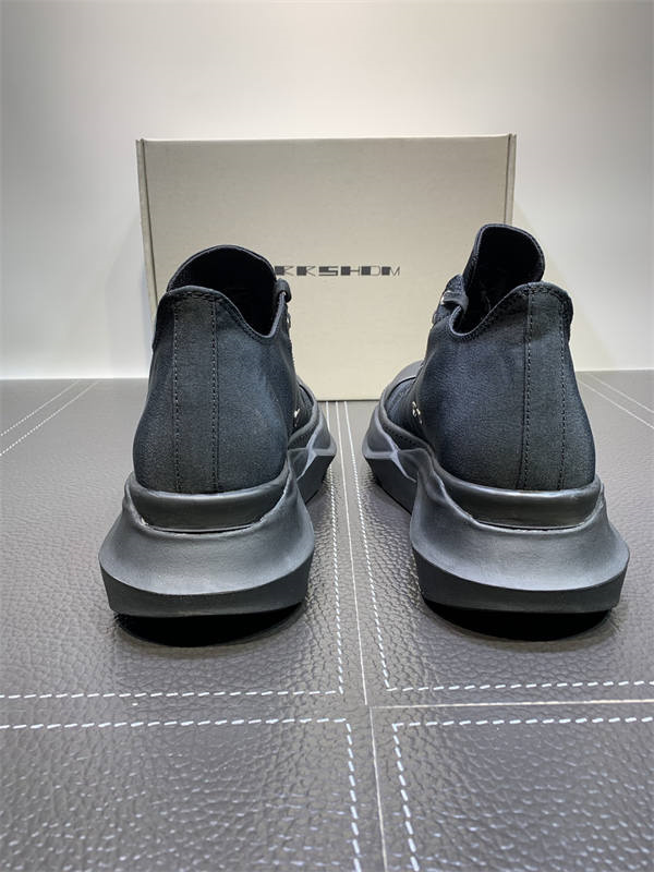 RI*K OWENS SNEAKERS