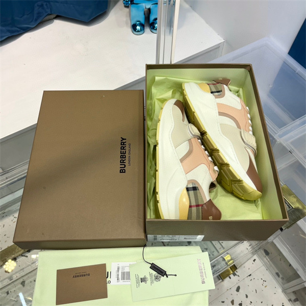bvrberry MJ004202