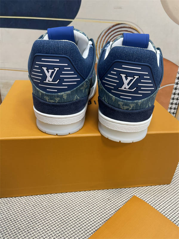 LV001