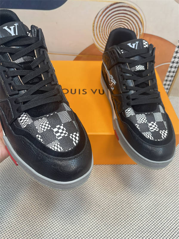 LV003