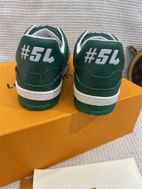 LV067