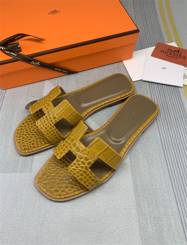 H Slipper