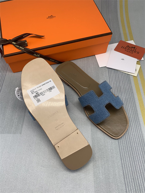 H Slipper