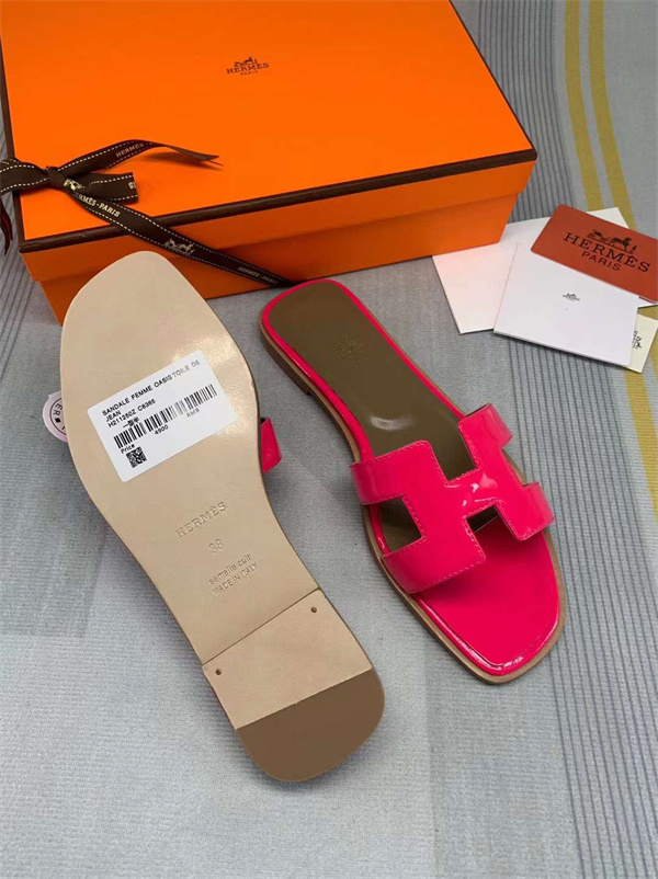 H Slipper