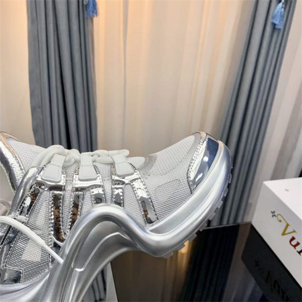 LV1 Archlight 003
