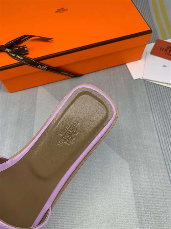 H Slipper