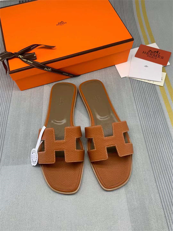 H Slipper