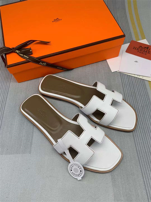 H Slipper