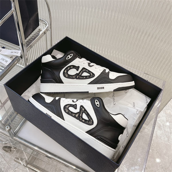 Dr B57 Sneaker