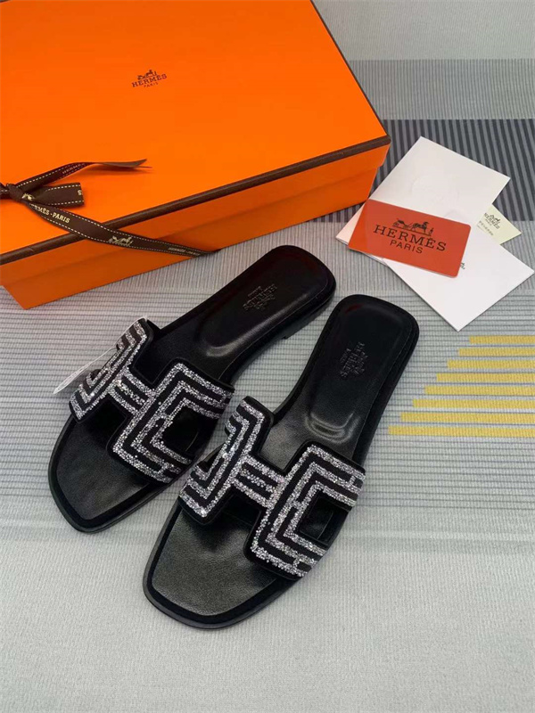 H Slipper