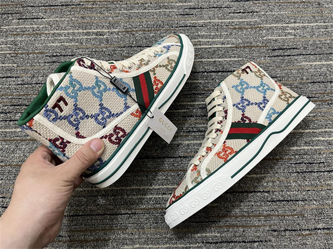 G*u*i high top sneaker 28