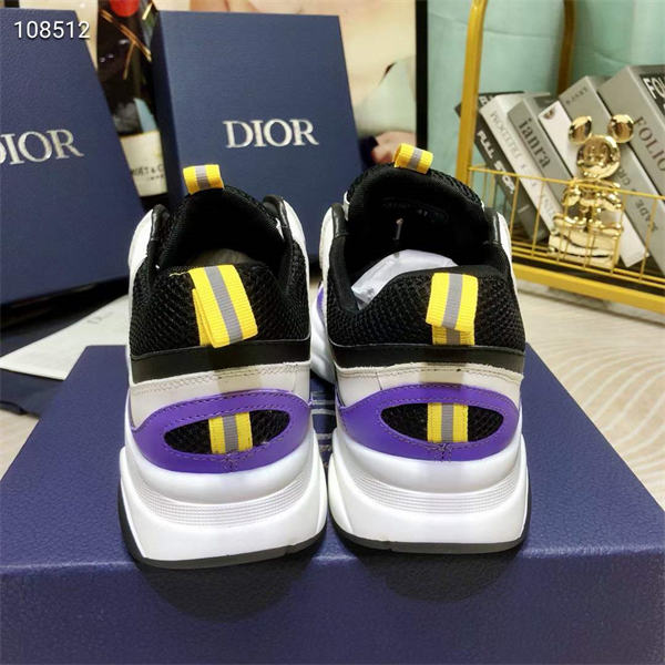 Dr B22 Sneaker