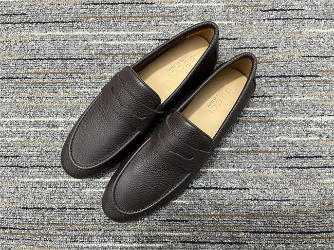 G*u*i loafer 15