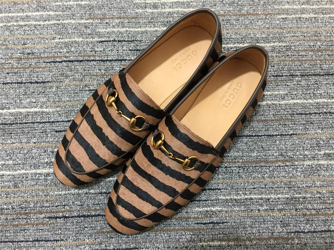 G*u*i loafer 21