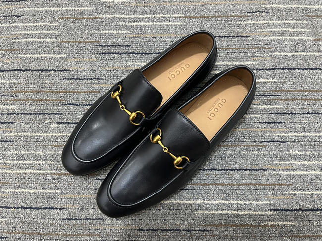 G*u*i loafer 27