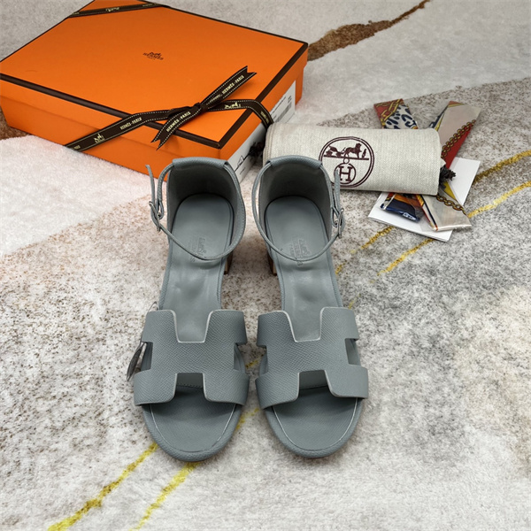 H Sandals