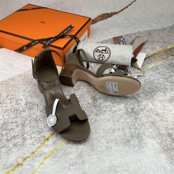 H Sandals