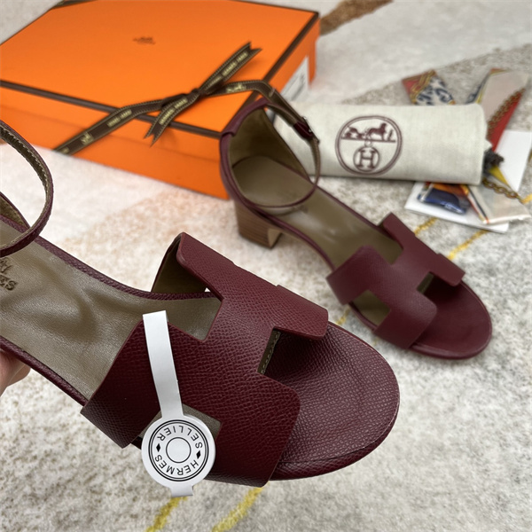 H Sandals