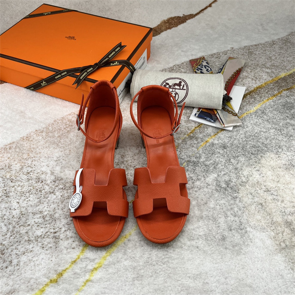 H Sandals