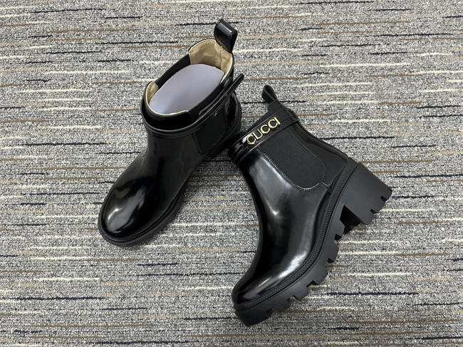 G*u*i boot women 15