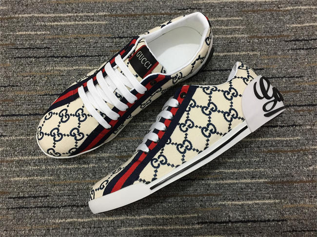 G*u*i low top sneaker 24