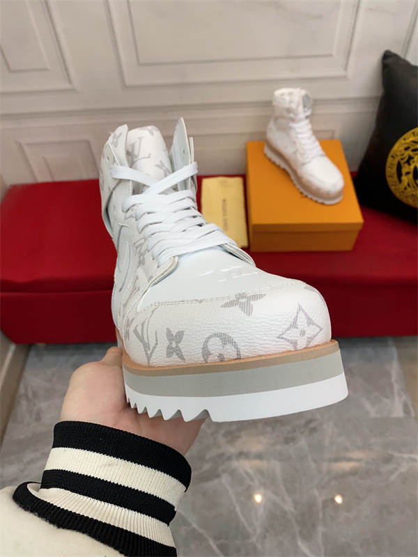 LV x Nike Sneaker