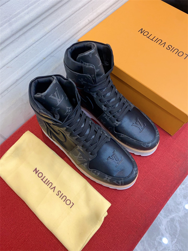 LV x Nike Sneaker