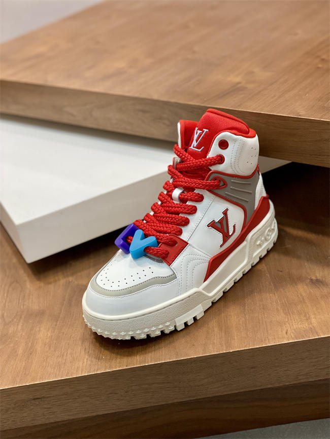 Lv Trainer Sneaker 12