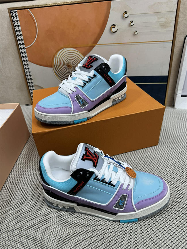 Lv Trainer Sneaker 25