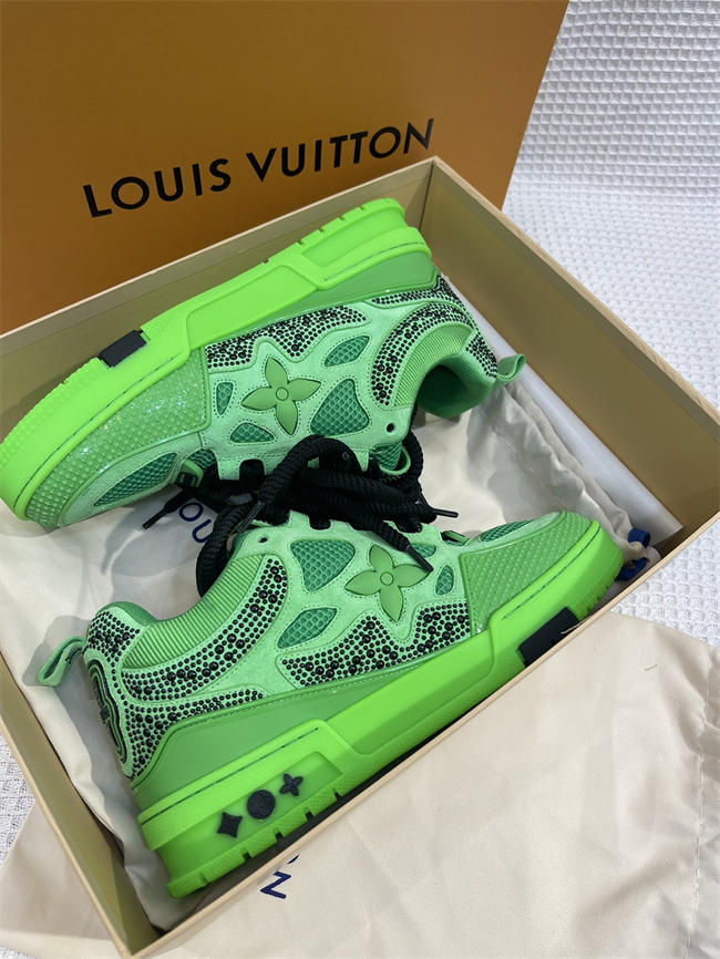 Lv Trainer Sneaker 53