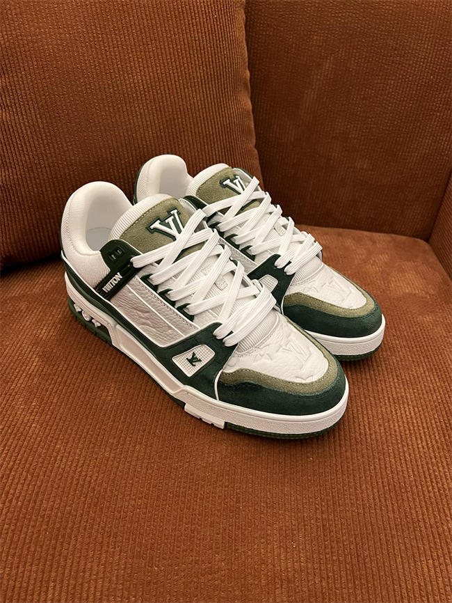 Lv Trainer Sneaker 78