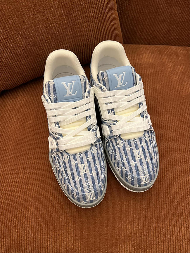 Lv Trainer Sneaker 79