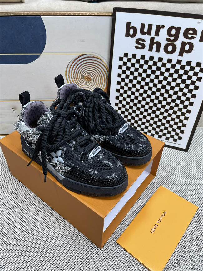 Lv Trainer Sneaker 84