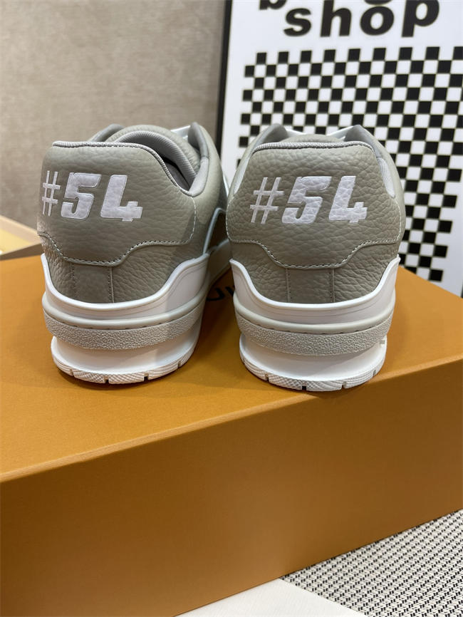 Lv Trainer Sneaker 89