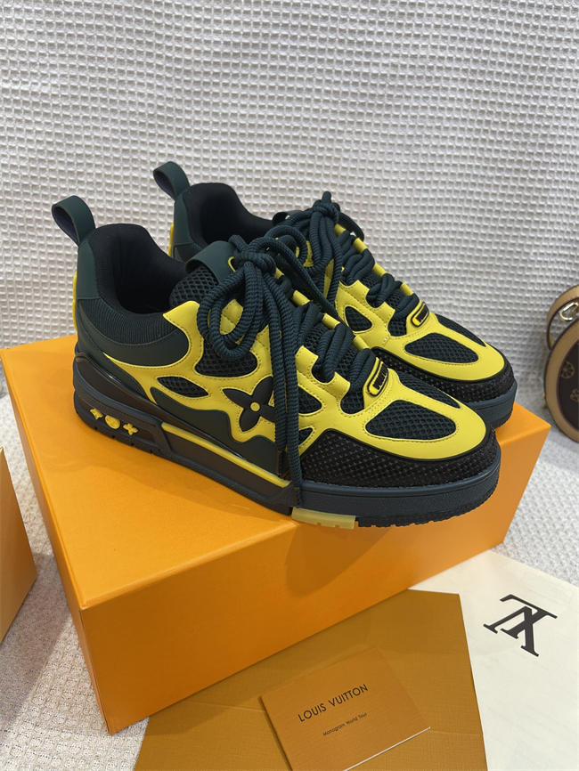 Lv Trainer Sneaker  56
