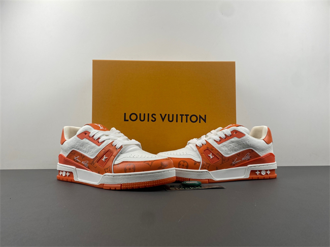 l**is V*t*n lv trainer