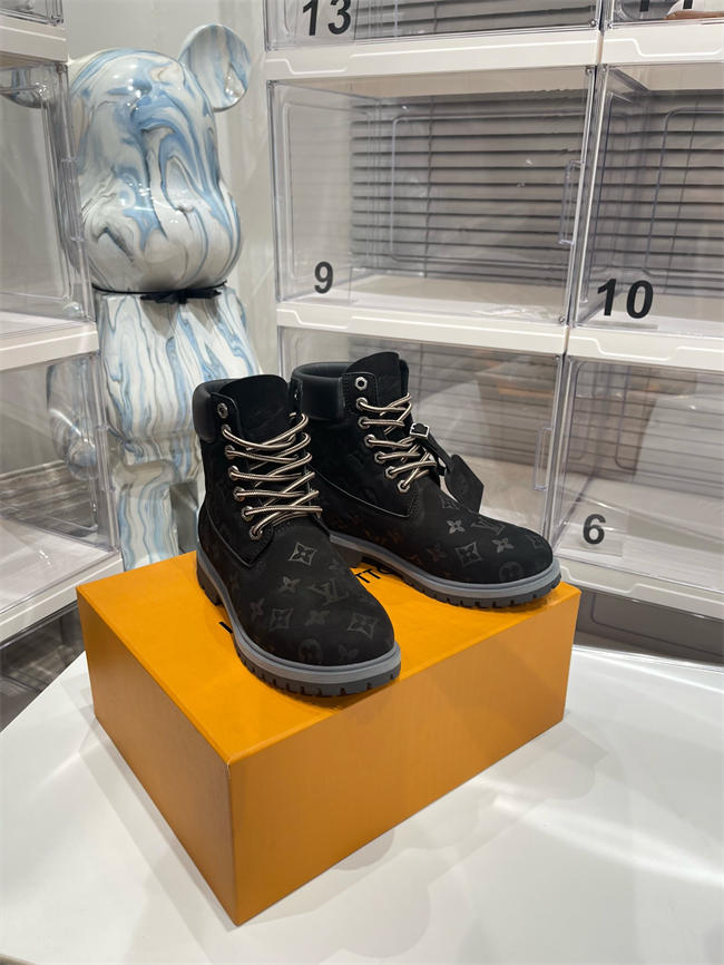 LV Boot