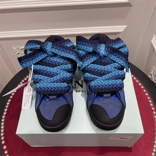 Lanvon Curb Sneaker 50