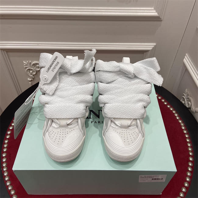 Lanvon Curb Sneaker 51