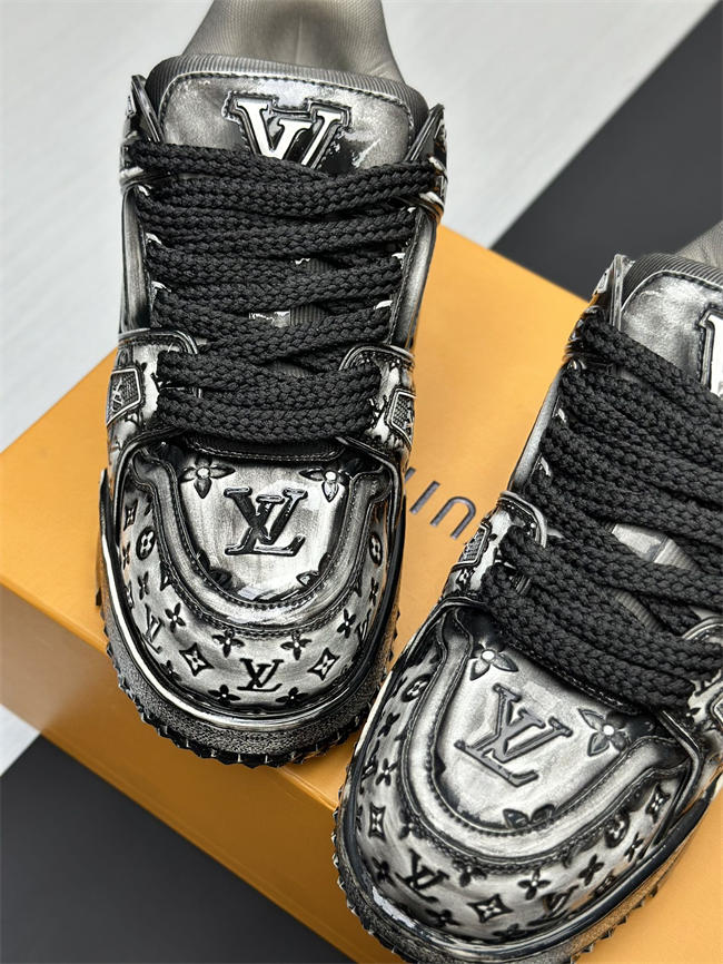LV Trainer Maxi Sneaker