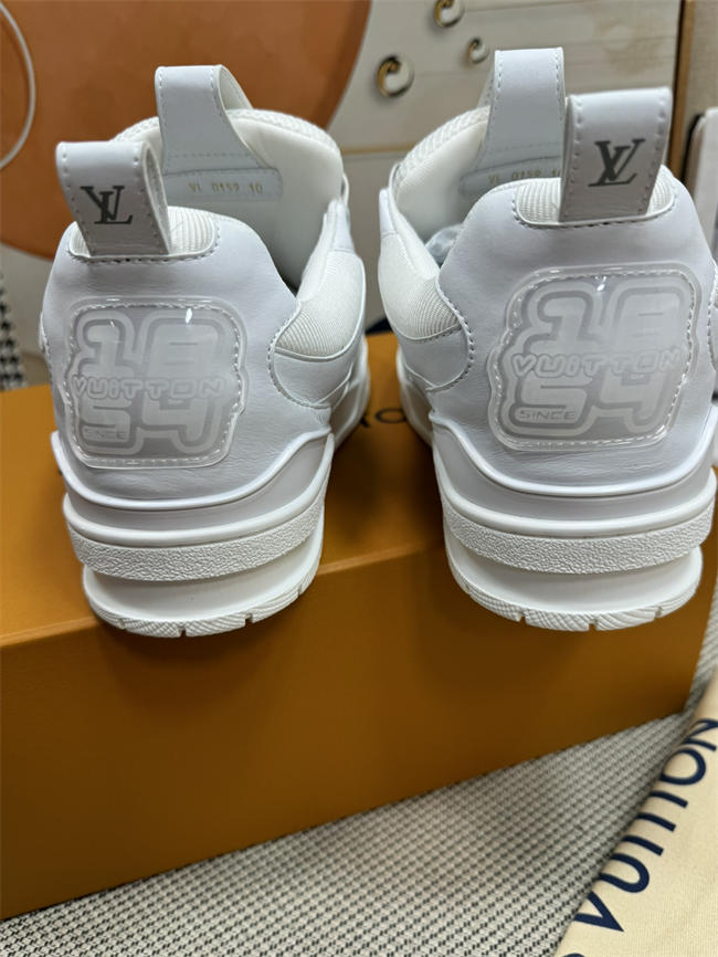 Lv Trainer Sneaker