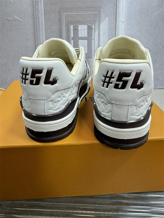 Lv Trainer Sneaker
