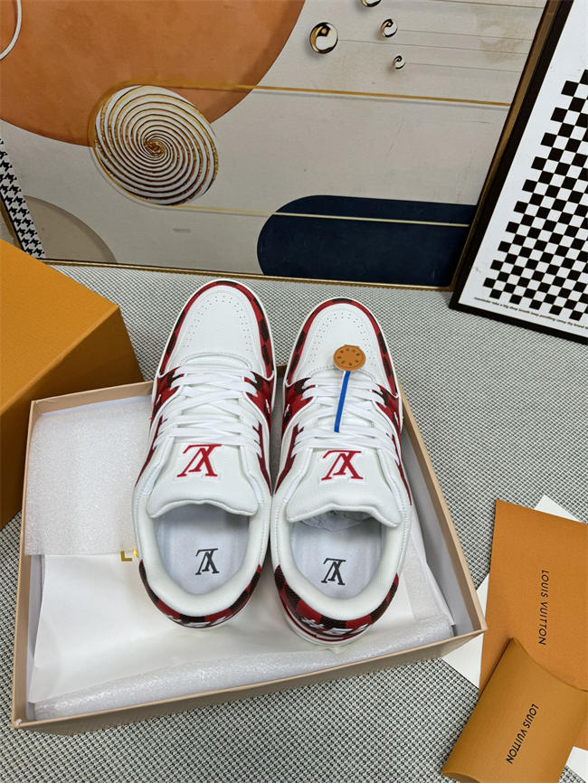 LV Trainer Sneaker