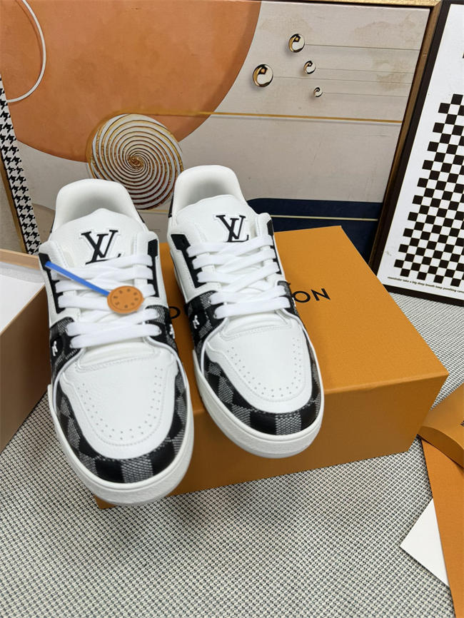 LV Trainer Sneaker