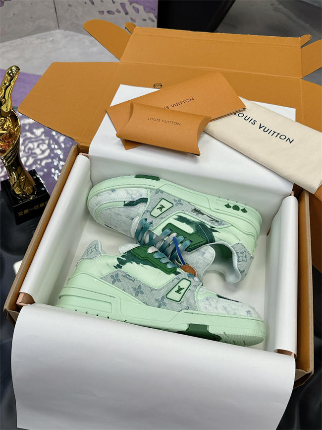 LV Trainer Sneaker