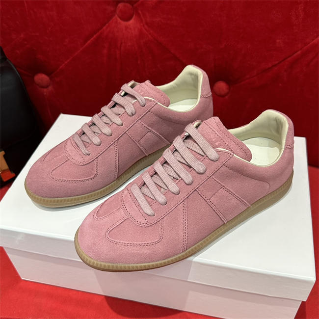 ma*s*n Ma*i*la sneaker