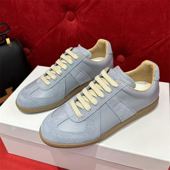 ma*s*n Ma*i*la sneaker