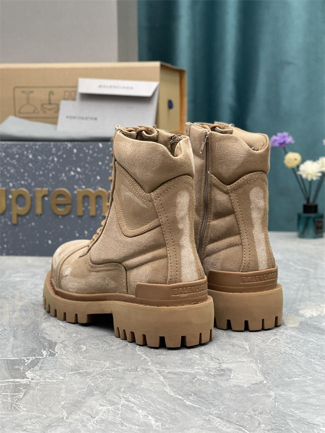 Ba*len*cia*ga boot